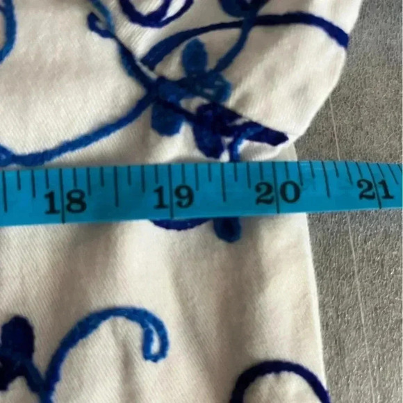 ❤️2/$50❤️[S] April Cornell Blue Embroidered White Cotton Tunic Dress Blouse - Picture 9 of 11